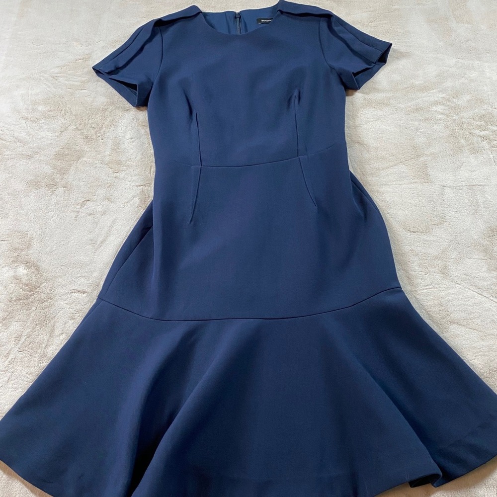 Banana Republic Short-Sleeve Flounce Dress Navy Blue Fit & Flare Sz 0 ALine Mini